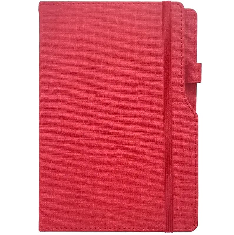 promosyon kırmızı kumaş dokulu defter kılıfı, dikey elastik bantlı, yan halkalı, yazısız, beyaz zemin