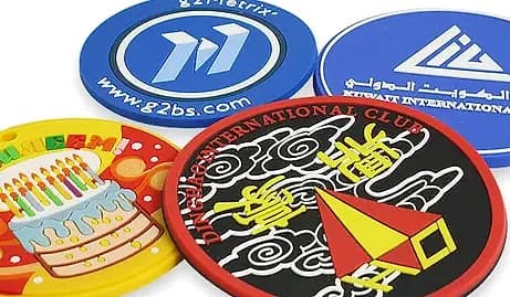 Yuvarlak bardak altlıkları, mavi ve sarı renklerde dörtlü set; promosyon ürünü