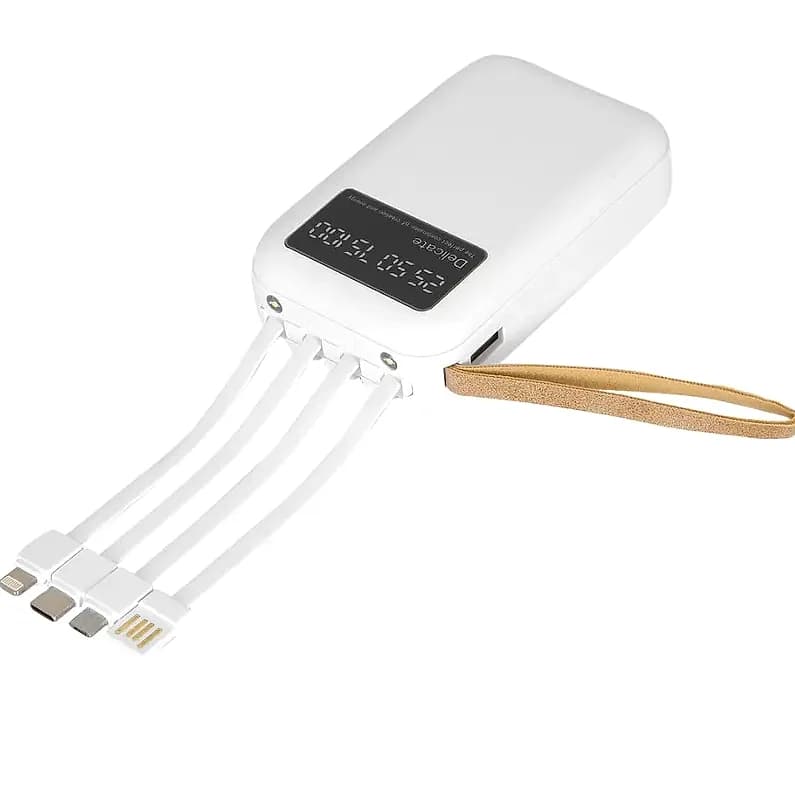 Beyaz promosyon powerbank, LCD gösterge ve dört dahili kablo