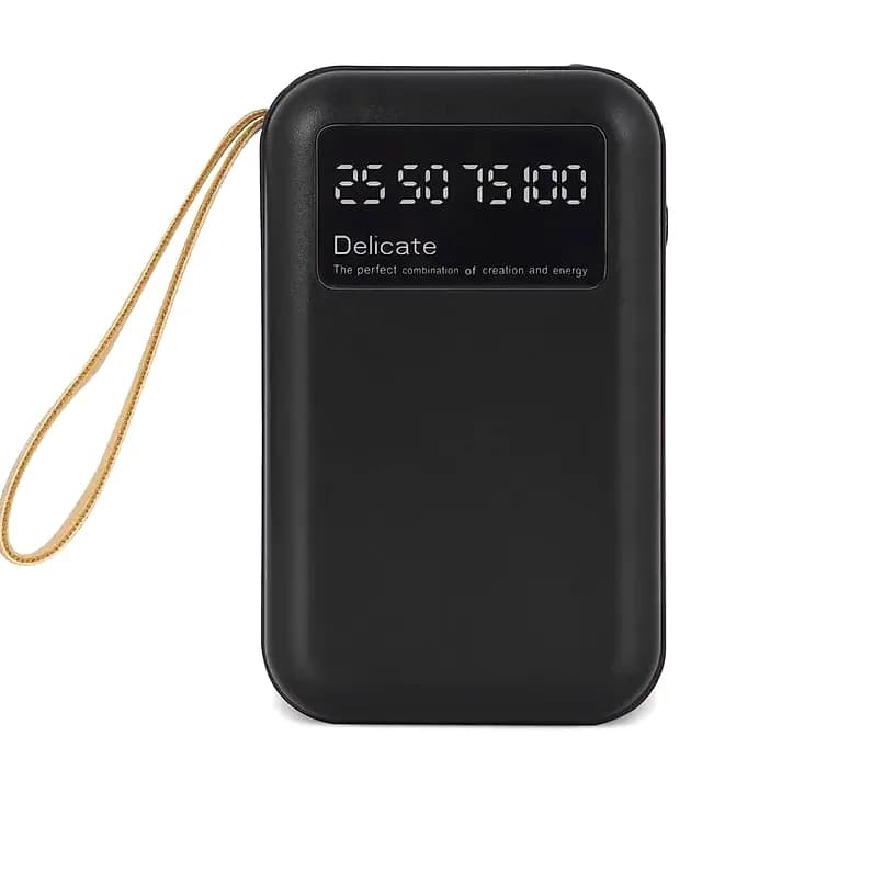 Siyah promosyon powerbank, dijital LED göstergeli ve altın askılı