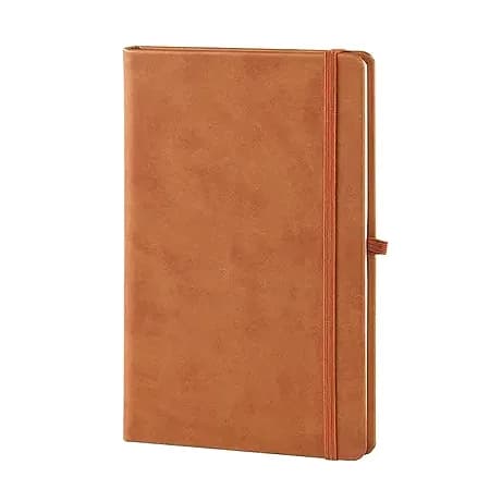 promosyon kahverengi suni deri defter, lastik kapama ve kalem halkası, beyaz fon