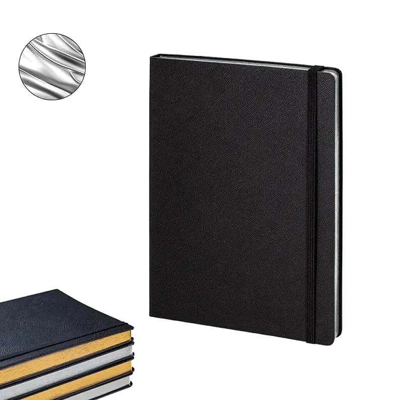 Siyah sert kapaklı promosyon defter, dikey lastik ve sarı kenarlı sayfalar