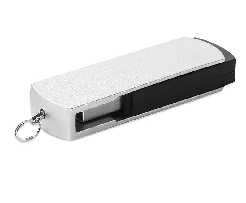 promosyon gümüş-siyah dikdörtgen metal-plastik USB bellek, ucunda metal halka, beyaz arka plan
