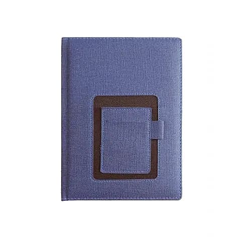 promosyon gri-mavi dokulu defter, kahverengi lastik bantlı, dikey dikdörtgen, tek adet, beyaz zemin