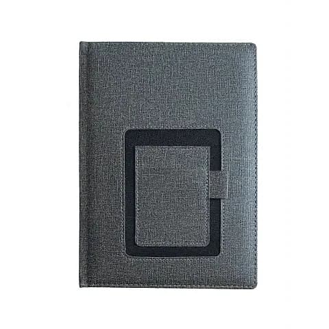 promosyon gri dokulu defter kapağı, siyah çerçeveli ön yüz, sağda tutma tırnağı, beyaz zemin