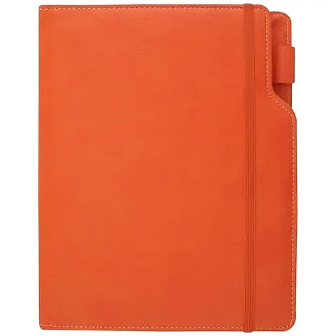 promosyon turuncu deri görünümlü defter kapağı, sağ kenarda dikiş, üstte halka, yazısız, beyaz zemin