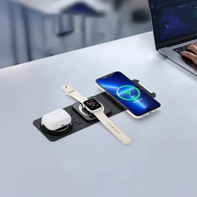 Masada telefon saat ve kulaklık şarj eden siyah promosyon şarj istasyonu