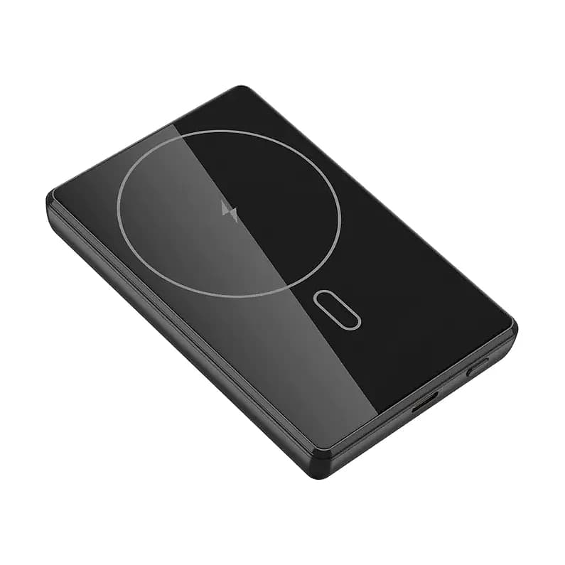 İnce siyah promosyon powerbank, cam yüzeyli yuvarlak şarj alanı ve oval düğme
