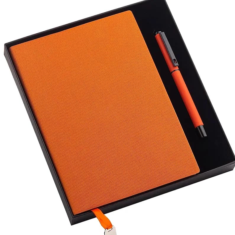 Kalem ve A5 Defter İkilisi Hediye Seti — logo baskılı promosyon seçeneği