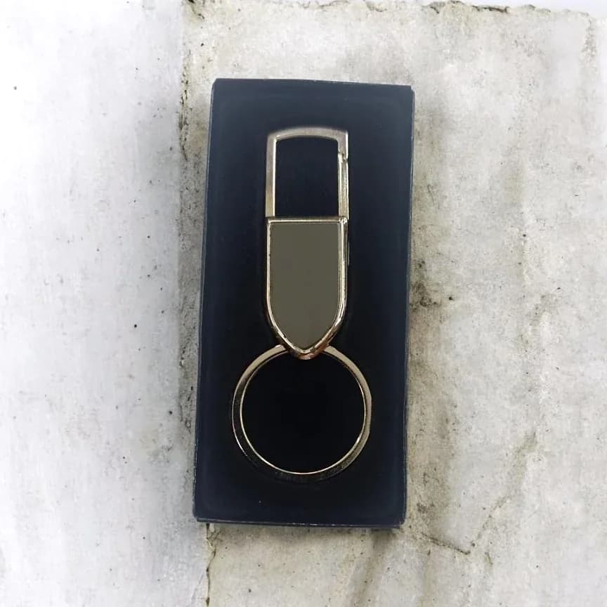 Logo Baskılı Klipsli Metal Anahtarlık, 65 TL — logolu promosyon ürünü