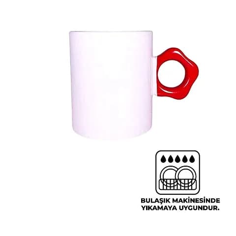 Beyaz porselen promosyon kupası; kırmızı kulplu, gövdesinde bulaşık makinesinde yıkanabilir ibaresi