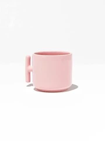 Pastel pembe promosyon porselen latte fincanının önden baskısız görünümü