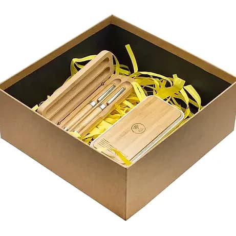 Kraft Hediye Kutusu, 25x25x10 cm; promosyon siparişlerinde kurumsal baskı için hazır