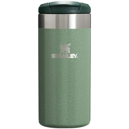 Paslanmaz çelik ve yeşil plastik kaplama ile tasarlanmış